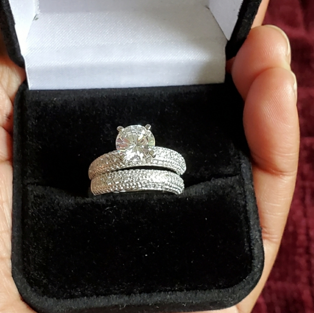 925 Sterling Silver CZ wedding Ring Set - Picture 8 of 8